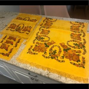 Vintage bath towel set 1970s